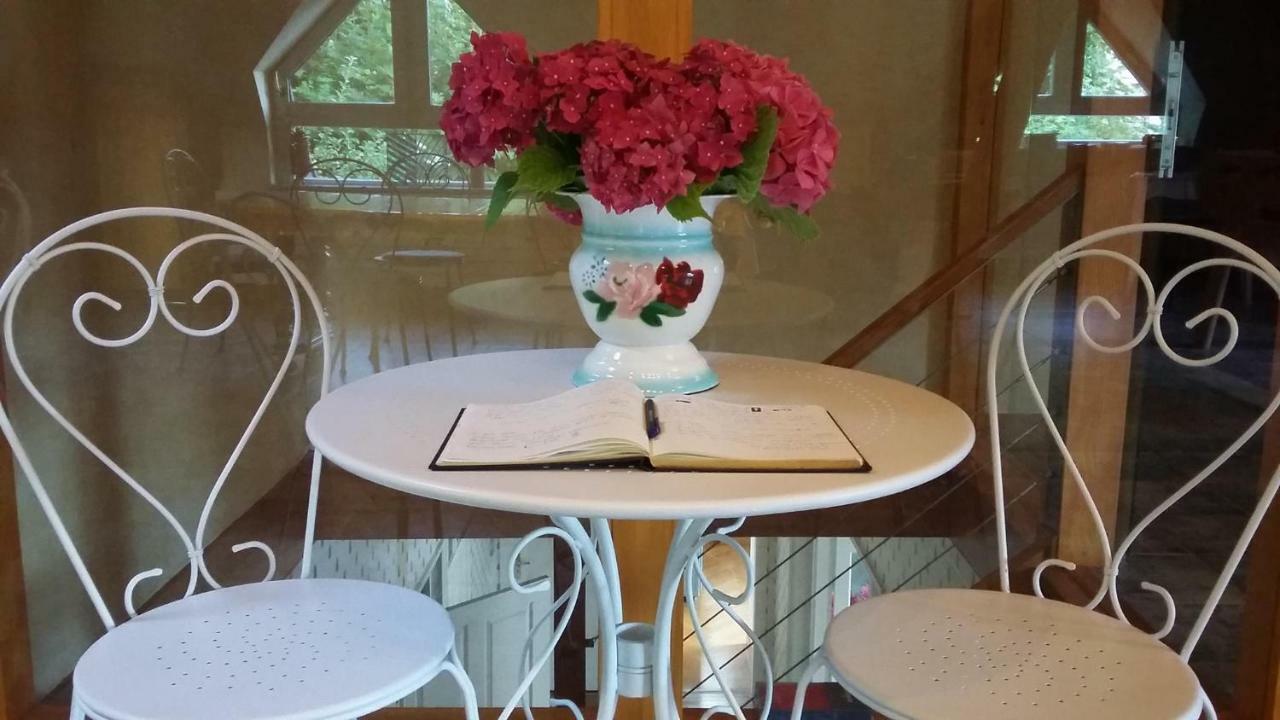 Les Fontenottes Bed & Breakfast Besançon Eksteriør bilde